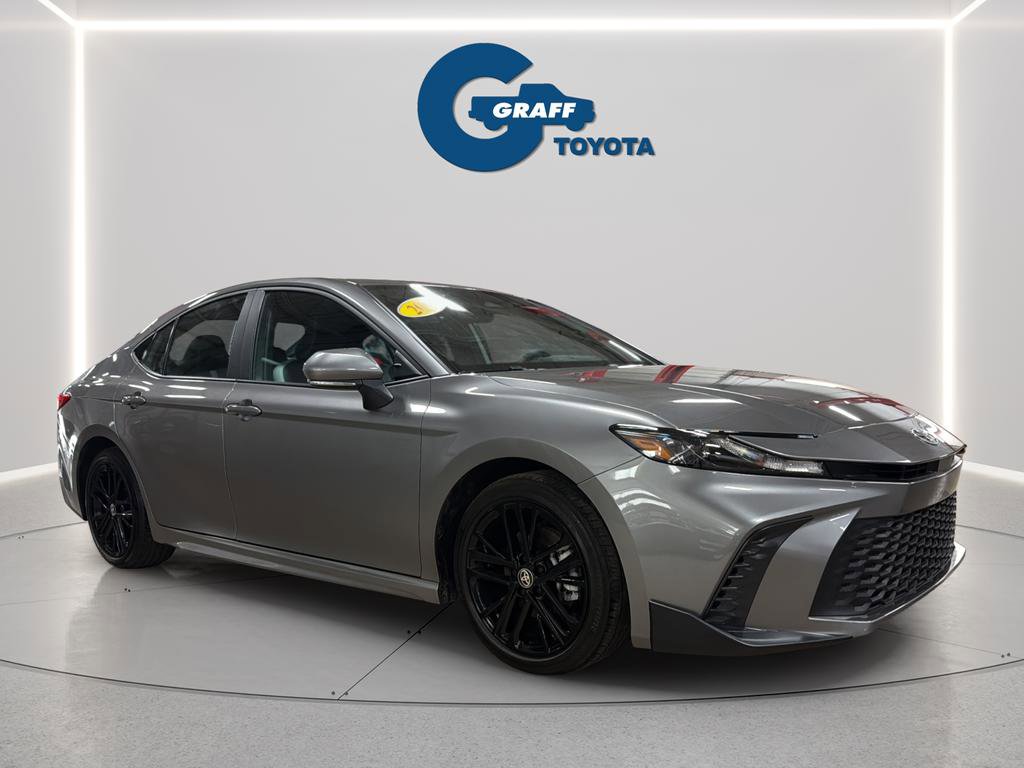 Used 2025 Toyota Camry SE FWD image 10
