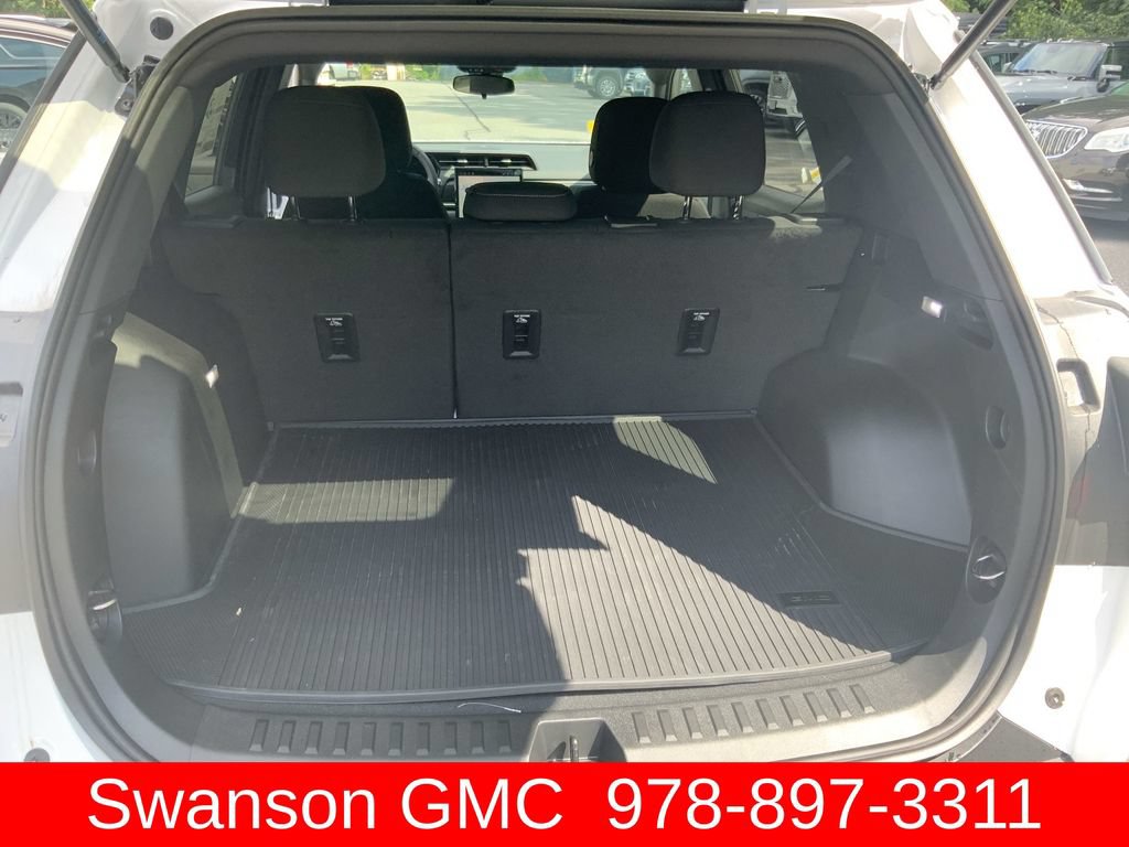 New 2027 GMC Terrain Elevation w/ LPO, Floor Liner Package AWD/4WD image 25