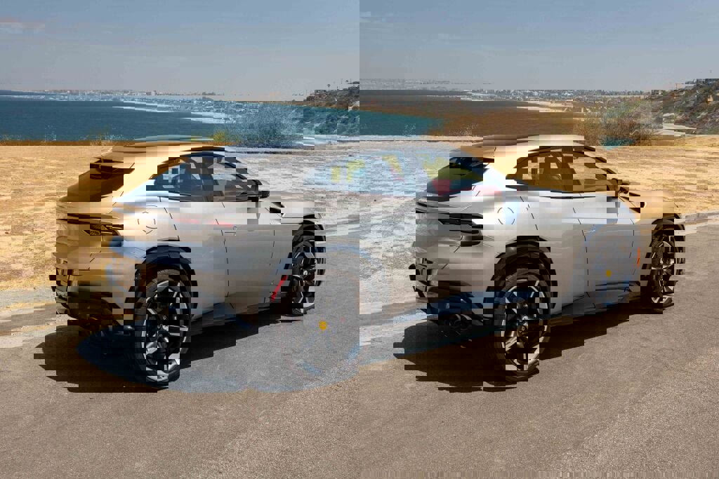 Certified 2025 Ferrari Purosangue image 2