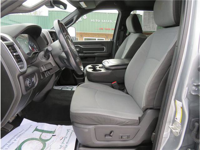 Used 2024 RAM 2500 Big Horn AWD/4WD image 4