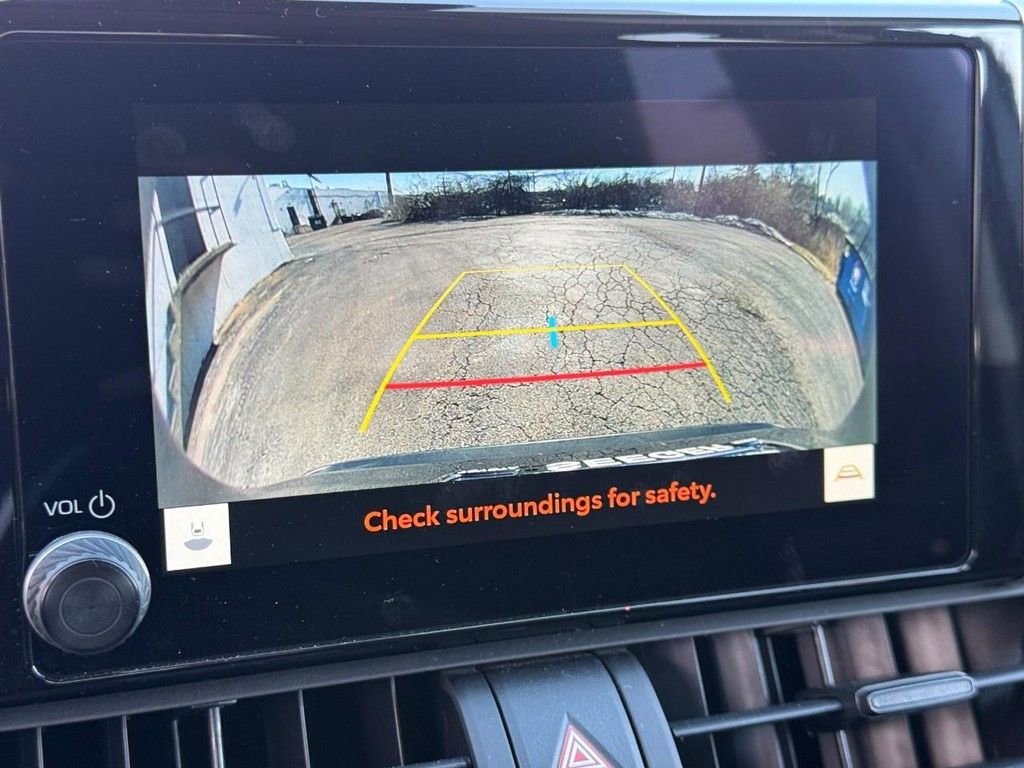 Used 2025 Toyota RAV4 LE image 21