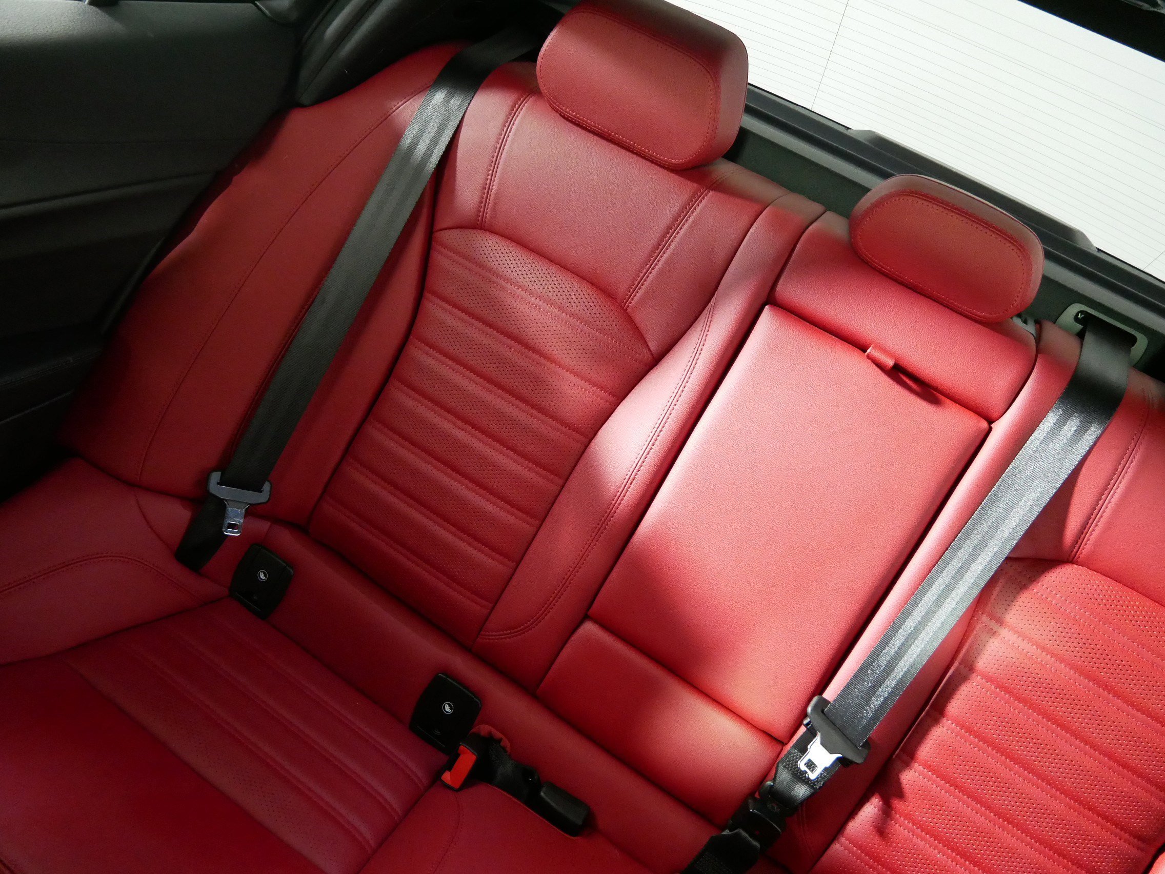 Used 2024 Alfa Romeo Giulia Veloce image 12