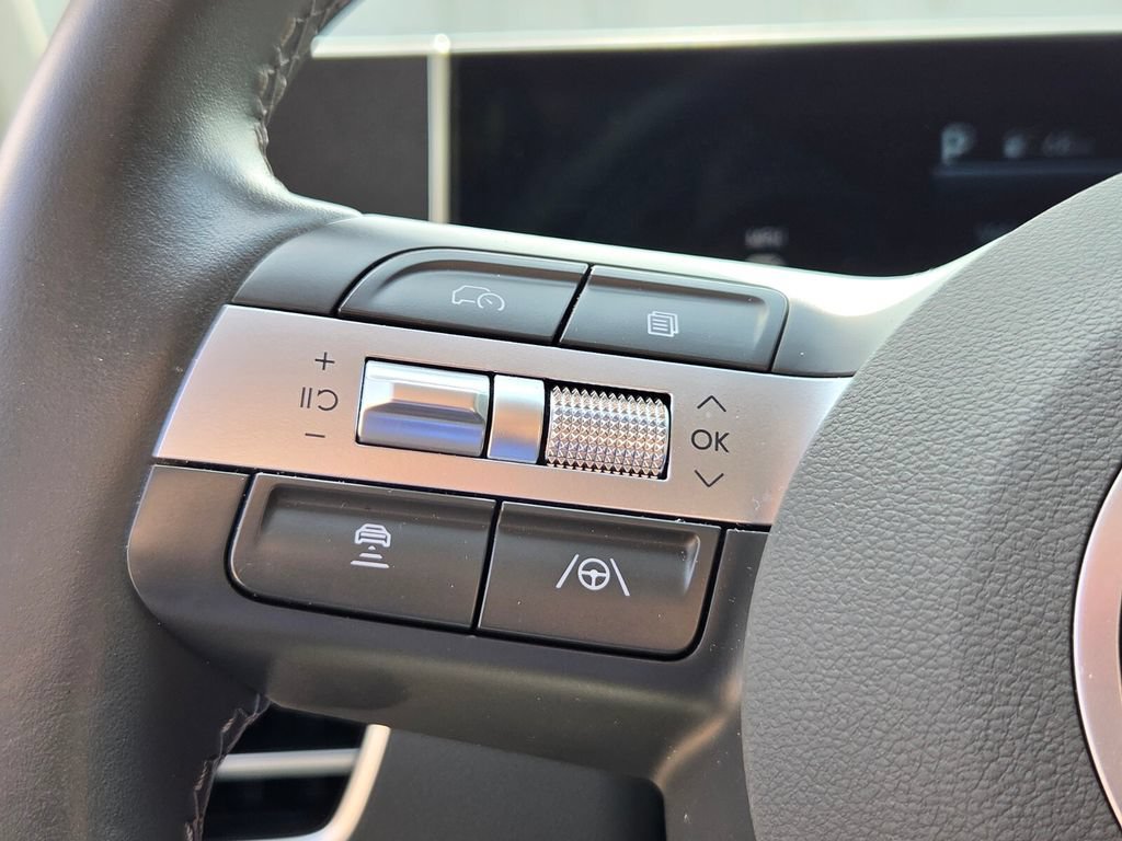 Used 2025 Hyundai Sonata SEL FWD image 23