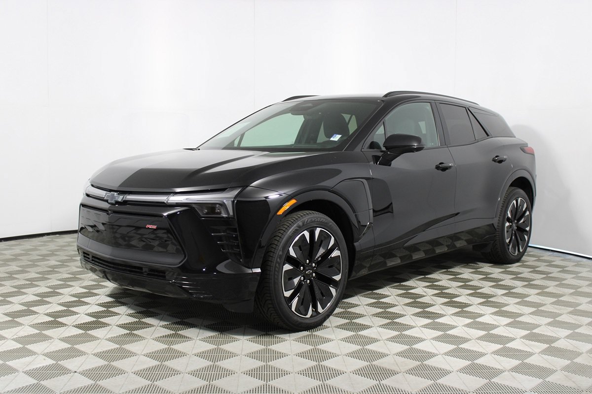 Used 2024 Chevrolet Blazer EV RS AWD/4WD image 3