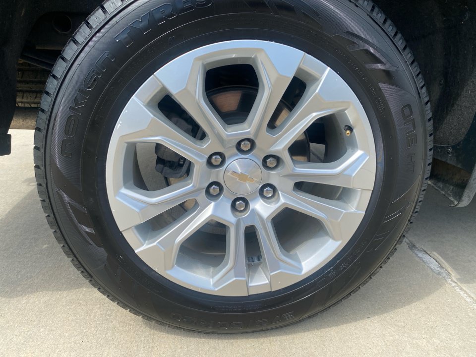 Used 2023 Chevrolet Silverado 1500 LTZ AWD/4WD image 27