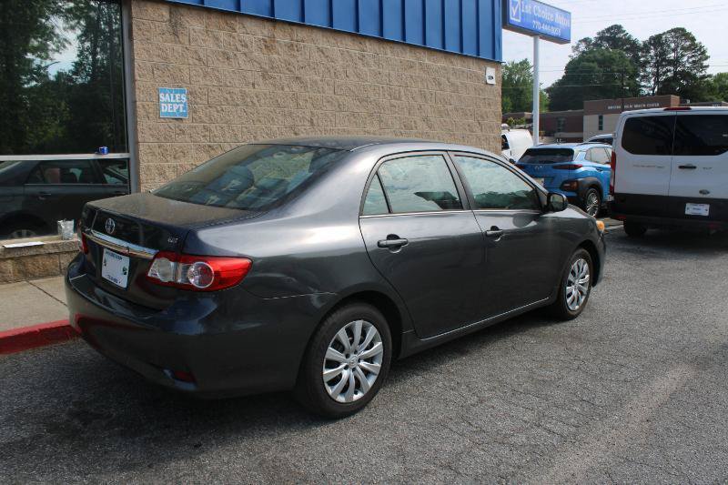 Used 2013 Toyota Corolla LE FWD image 4