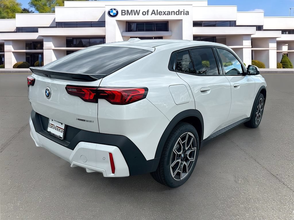 New 2026 BMW X2 xDrive28i w/ Technology Package AWD/4WD image 7
