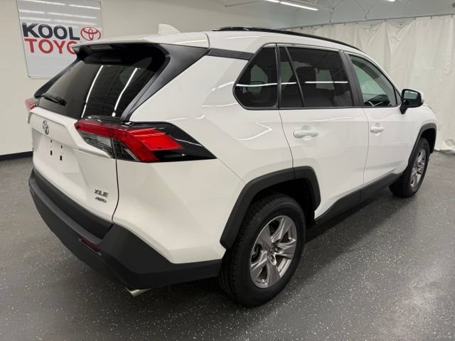 Certified 2025 Toyota RAV4 XLE AWD/4WD image 2