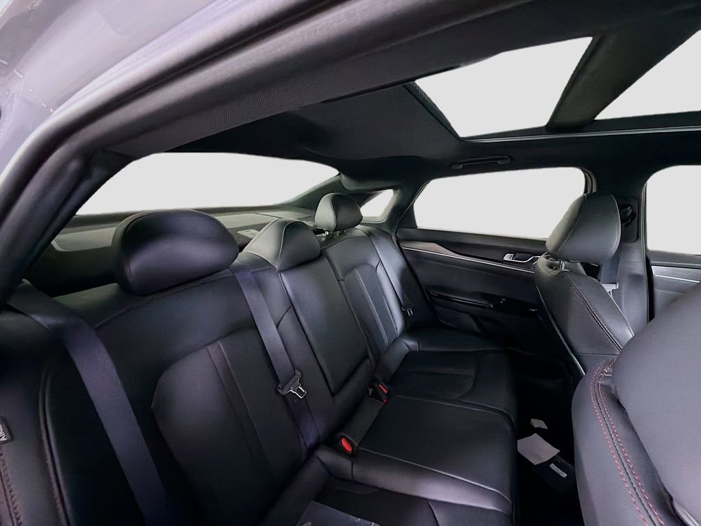 Used 2024 Kia K5 GT w/ GT1 Package image 30