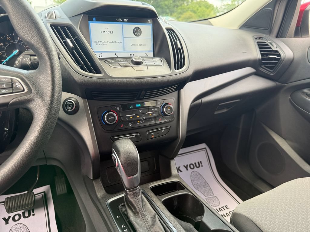 Used 2019 Ford Escape SE FWD image 31