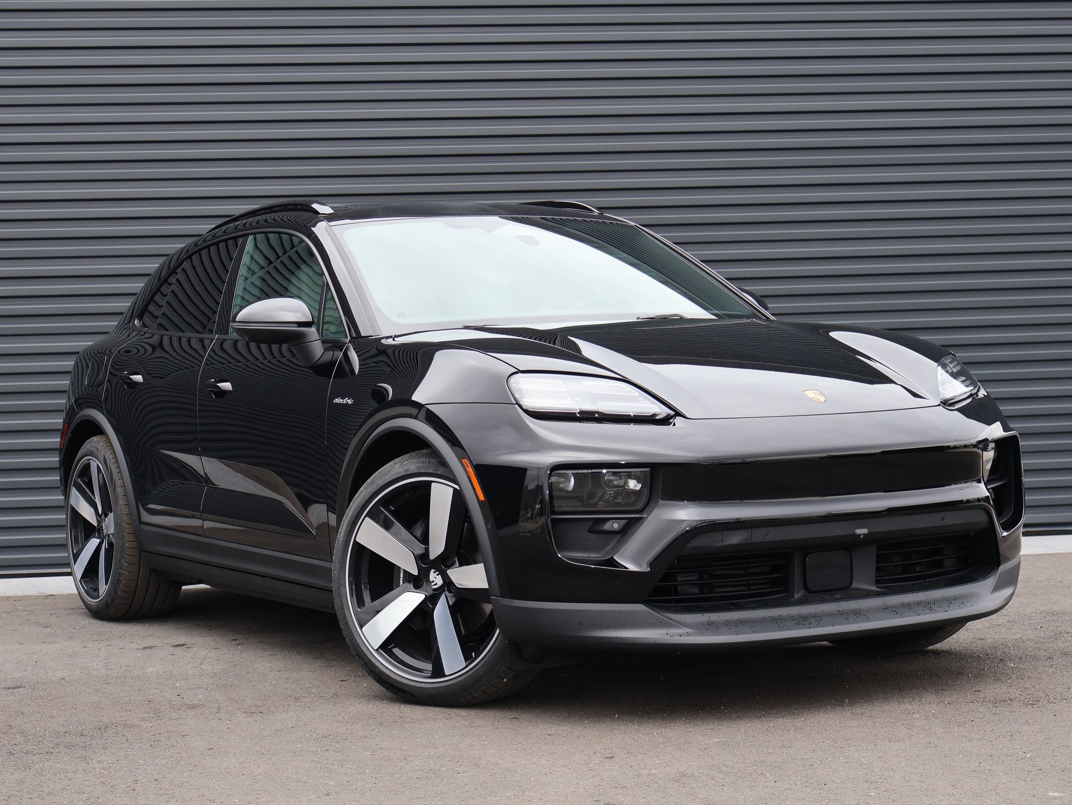 New 2026 Porsche Macan 4 Electric AWD/4WD image 7
