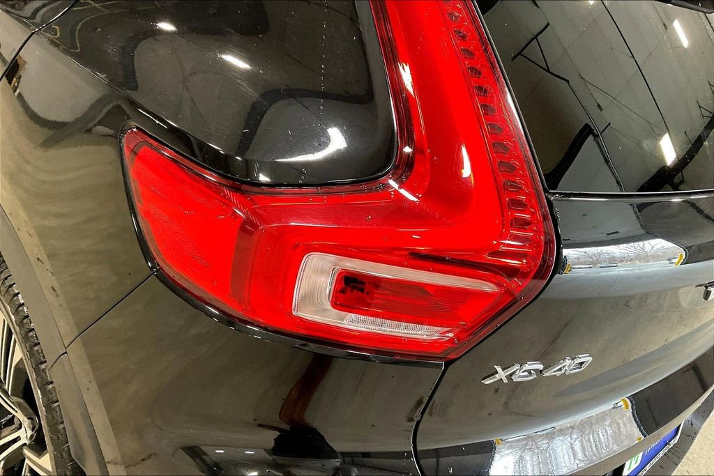 Used 2020 Volvo XC40 T5 Inscription w/ Protection Package Premier image 23