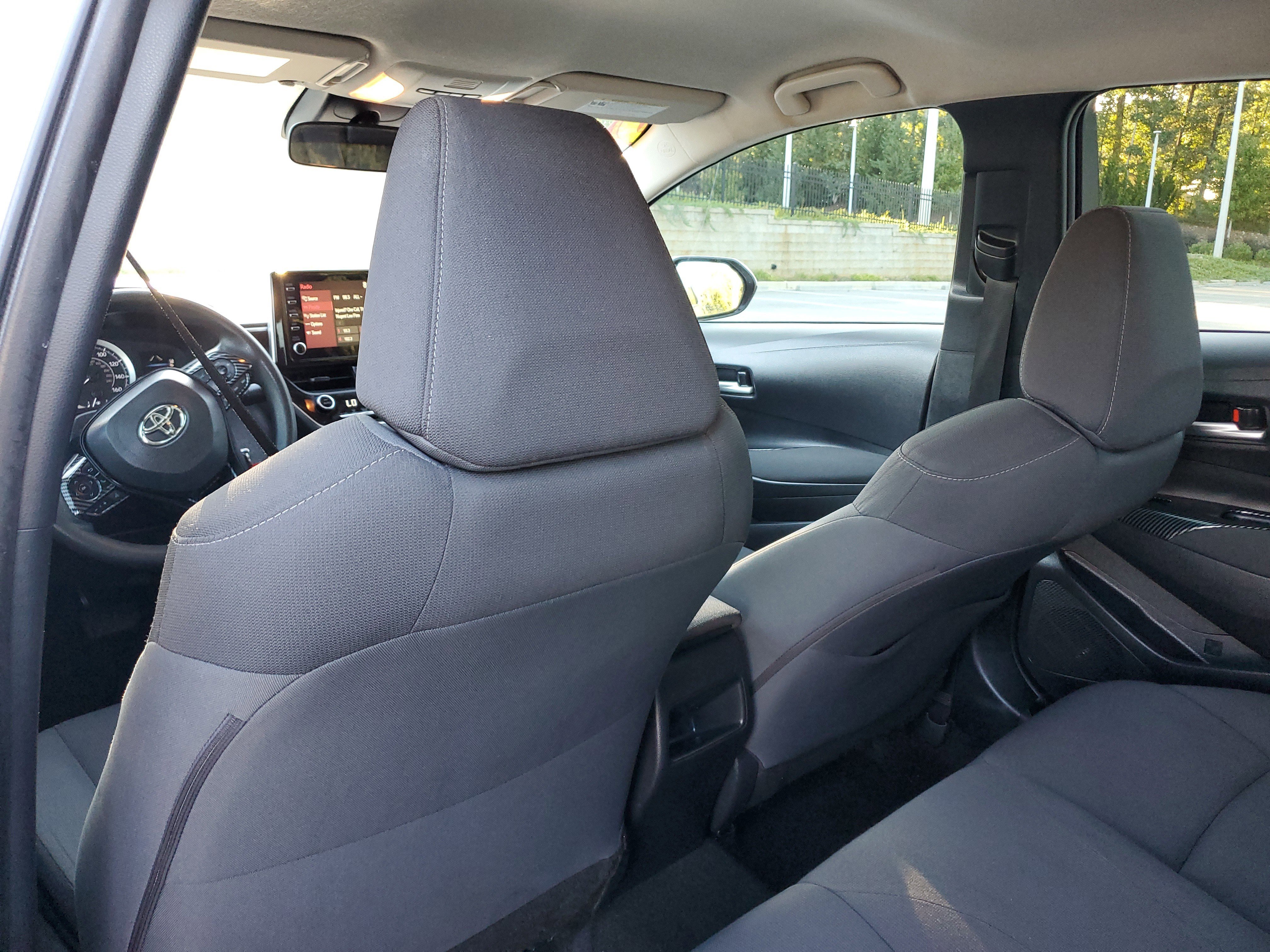 Used 2020 Toyota Corolla LE image 9