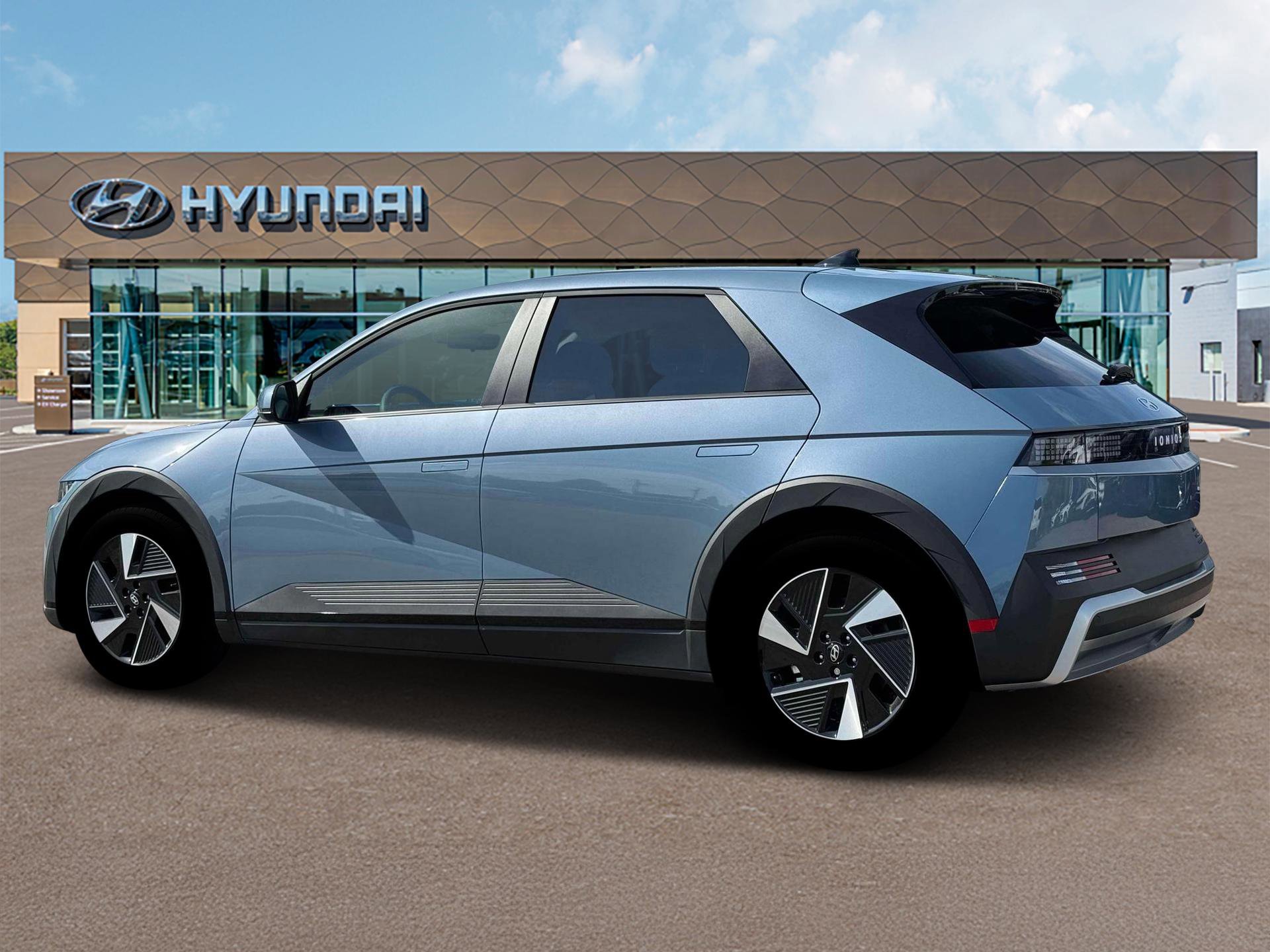 New 2026 Hyundai Ioniq 5 SE image 4