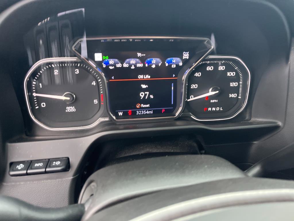 Used 2020 GMC Sierra 2500 Denali w/ Technology Package AWD/4WD image 9