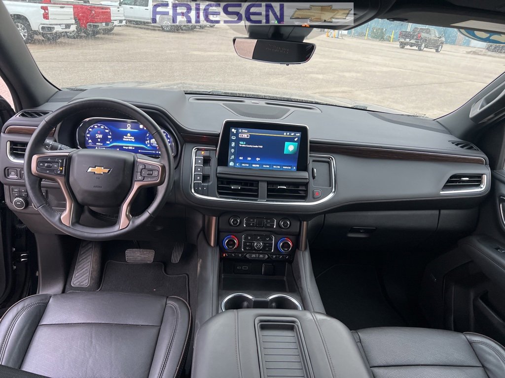 Used 2023 Chevrolet Suburban High Country image 14