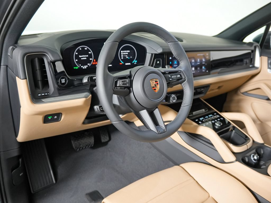 New 2026 Porsche Cayenne AWD/4WD image 5