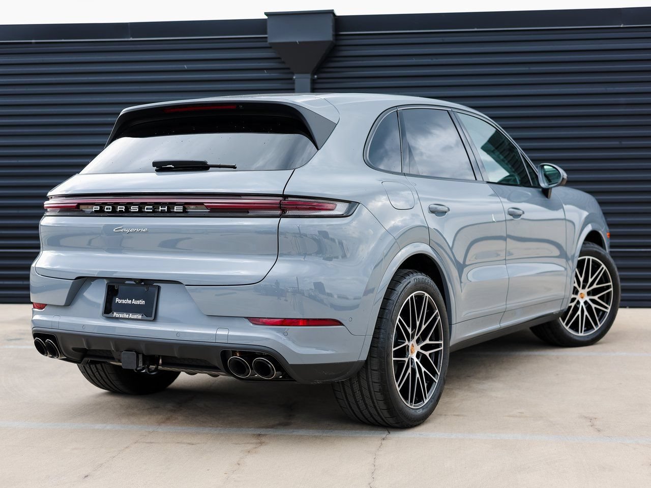 Certified 2026 Porsche Cayenne AWD/4WD image 7