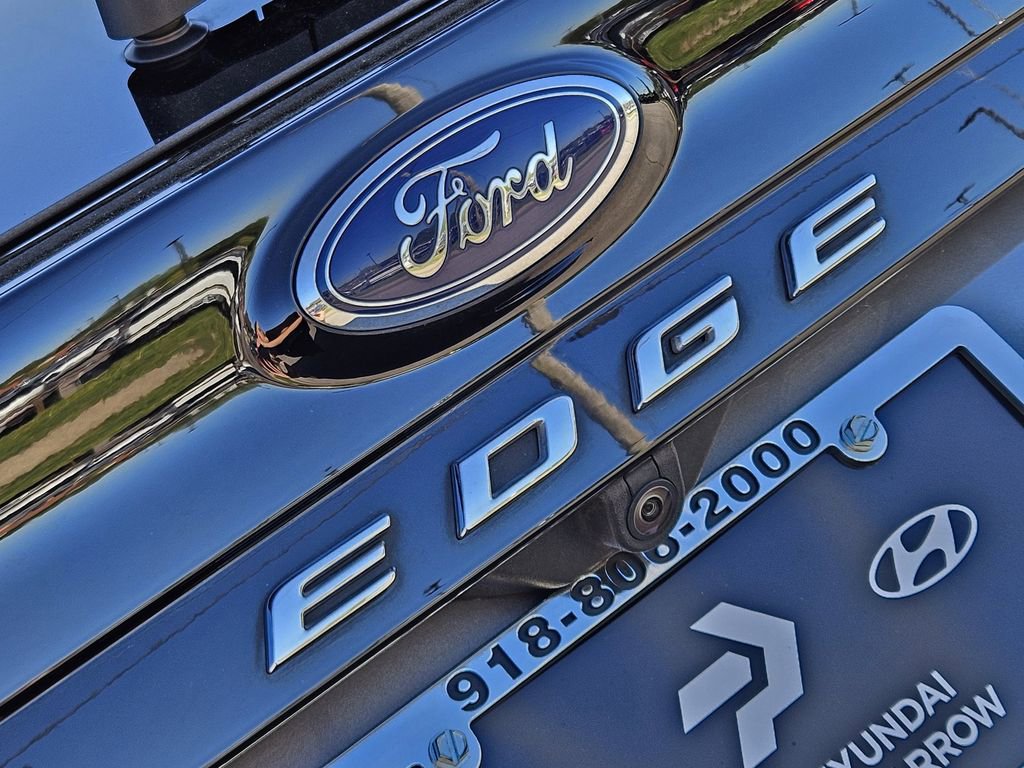 Used 2024 Ford Edge SEL image 7