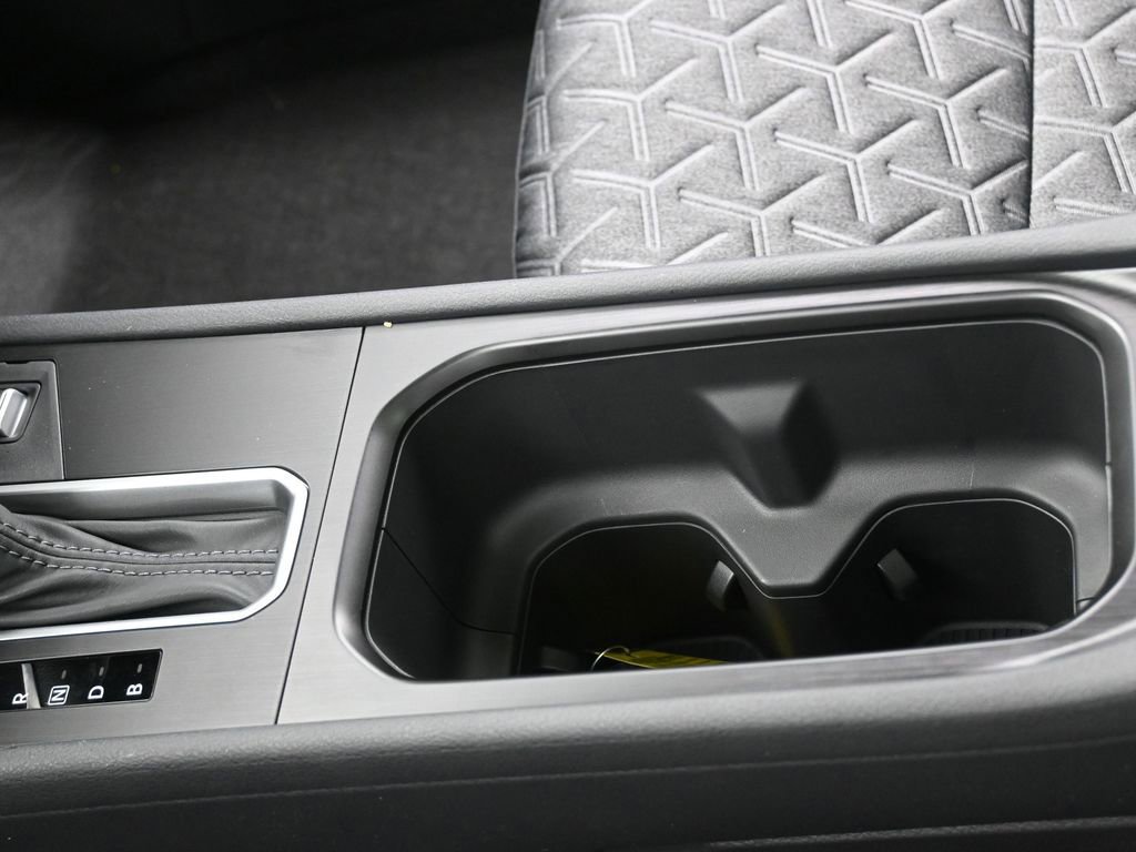 New 2026 Nissan Kicks SV w/ SV Premium Package AWD/4WD image 20