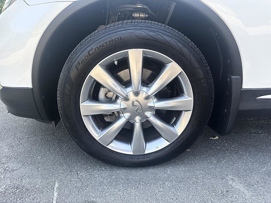 Used 2017 INFINITI QX50 AWD w/ Premium Plus Package image 9