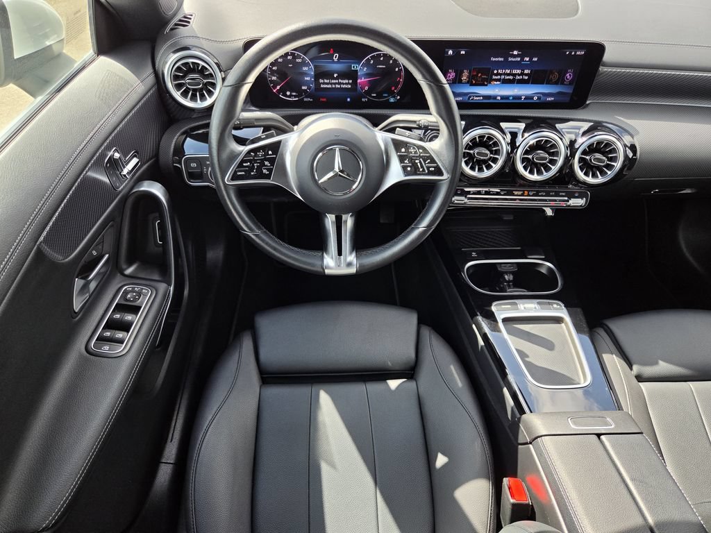 Used 2025 Mercedes-Benz CLA 250 4MATIC image 13
