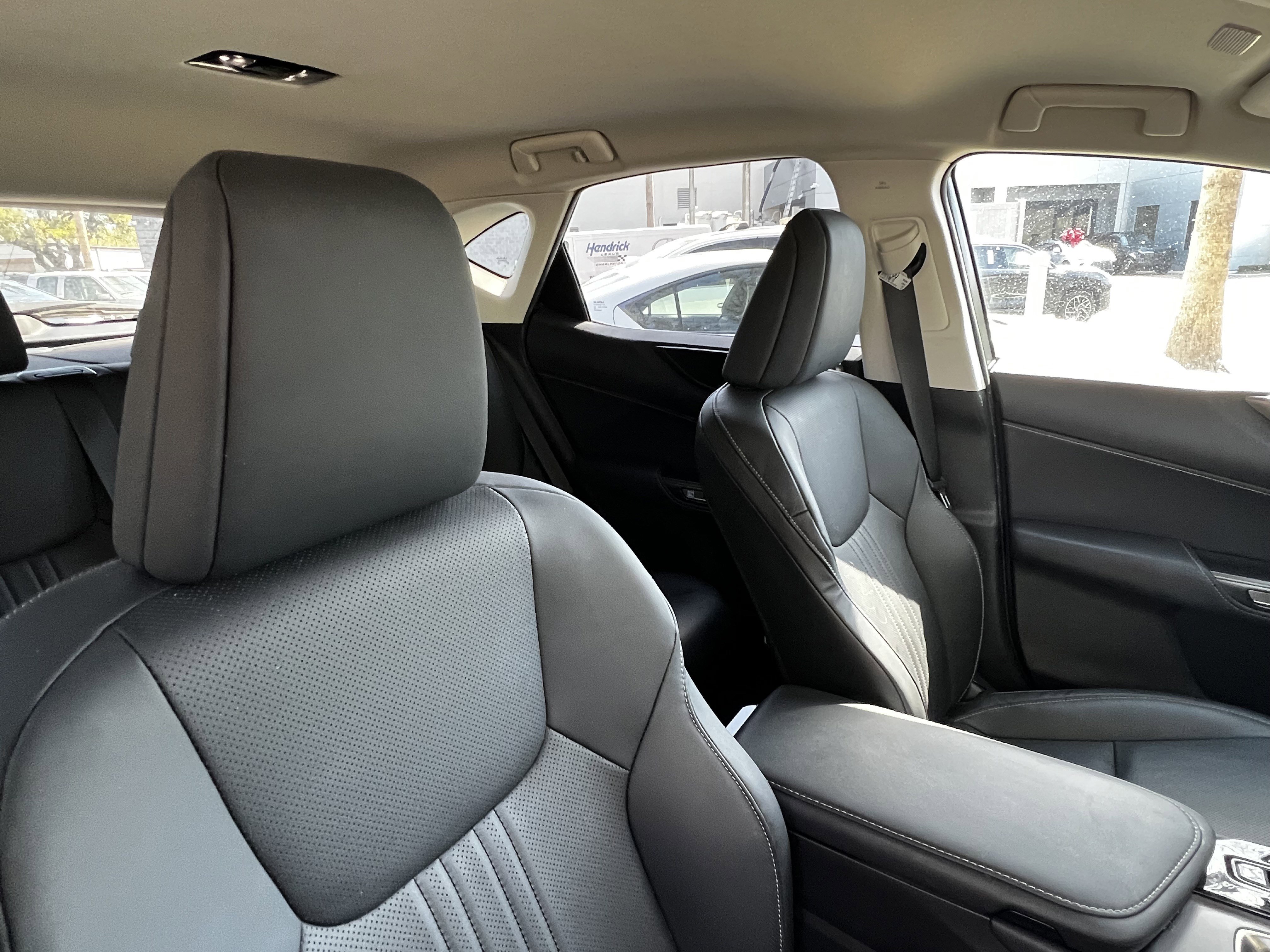 Used 2024 Lexus NX 250 FWD w/ Towing Package (2000 Lbs) image 45