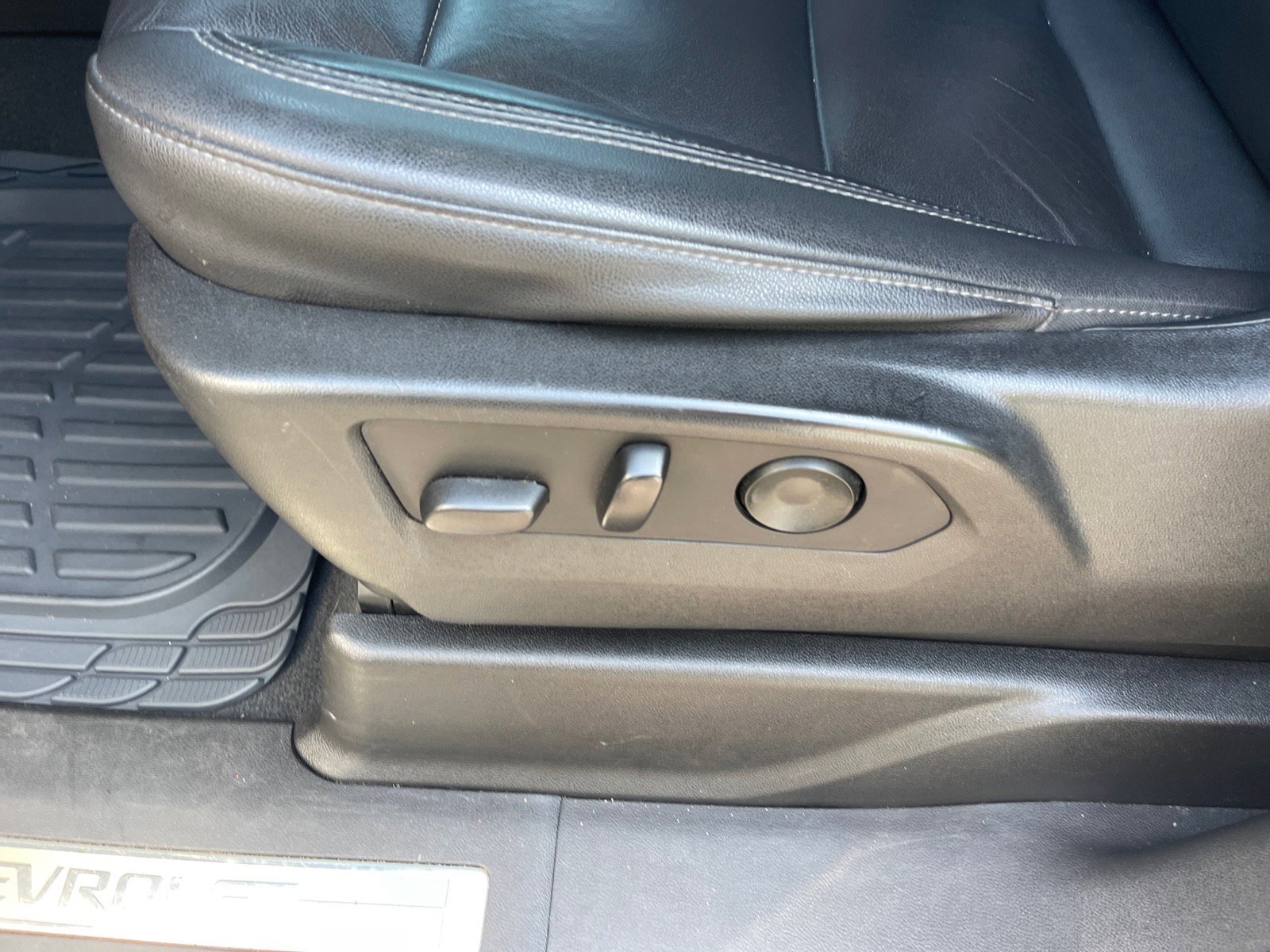 Used 2021 Chevrolet Tahoe LT RWD image 9