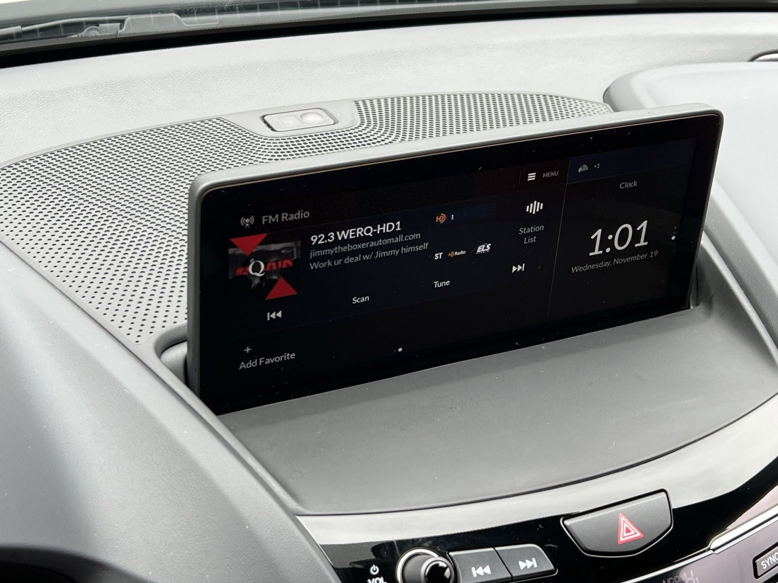 Used 2025 Acura RDX A-Spec image 16