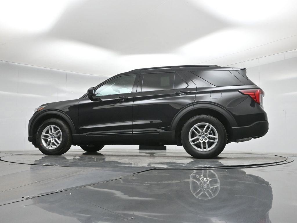 New 2026 Ford Explorer Active RWD image 49