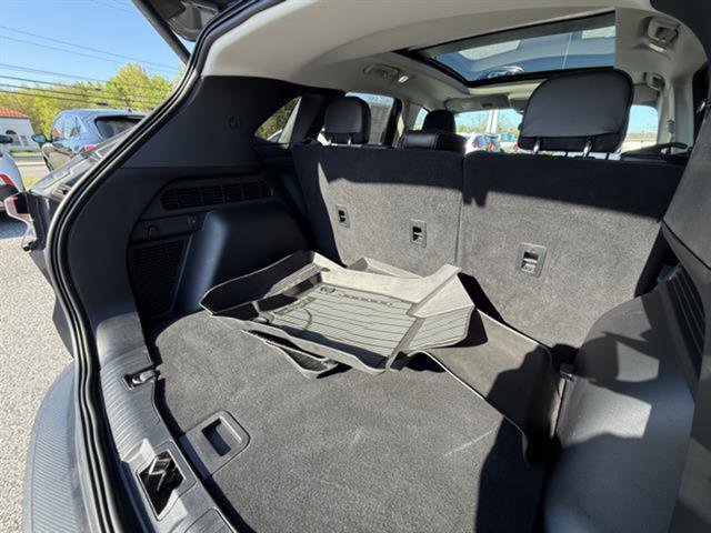 Certified 2022 Ford Escape SEL AWD/4WD image 6