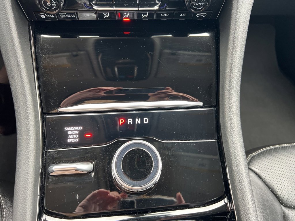 Used 2023 Jeep Grand Cherokee L Limited w/ Luxury Tech Group II image 20