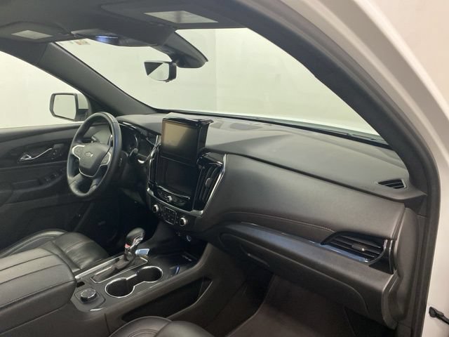 Used 2023 Chevrolet Traverse RS AWD/4WD image 27