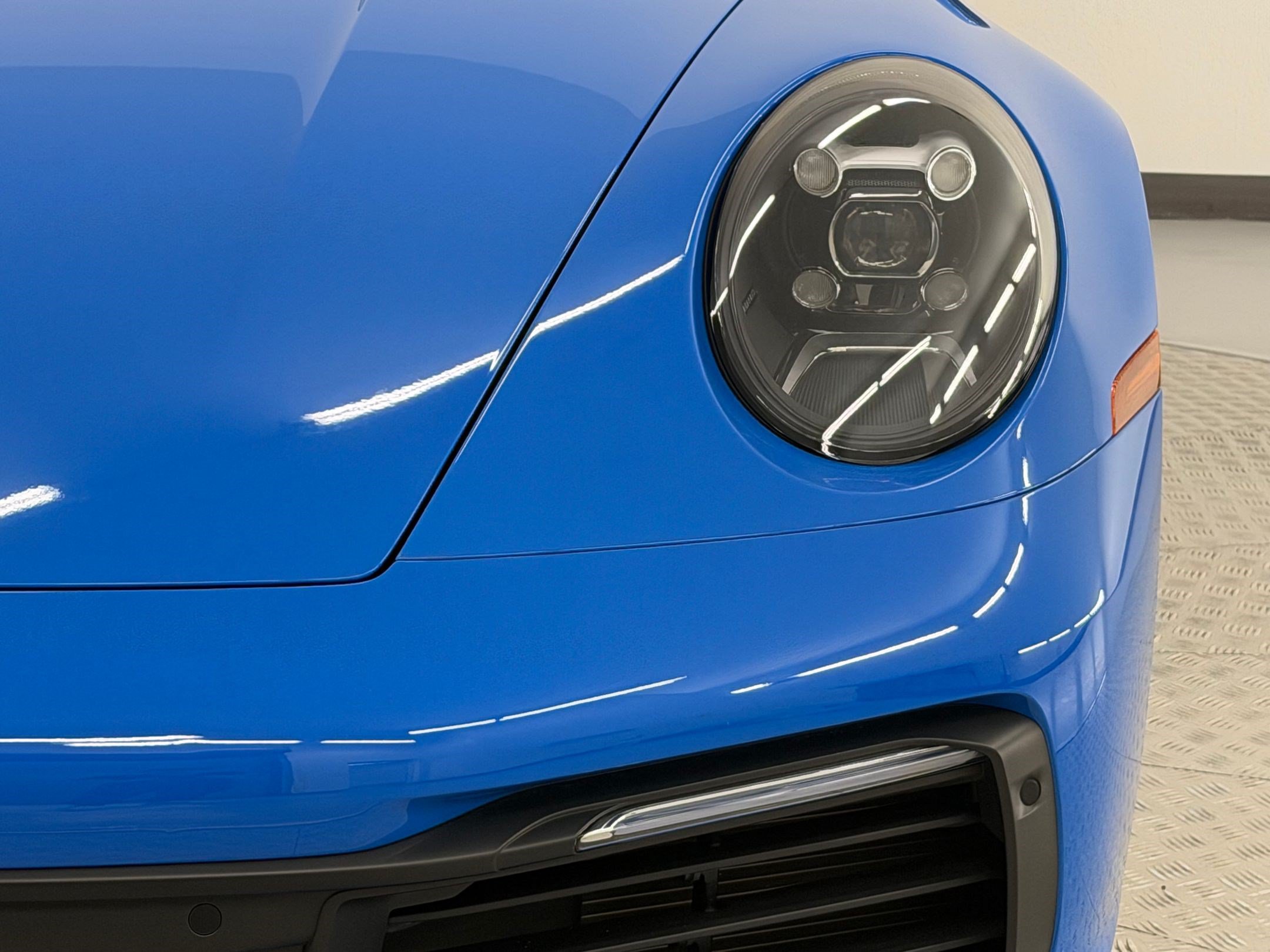 Certified 2022 Porsche 911 Carrera 4 w/ Sport Package AWD/4WD image 26