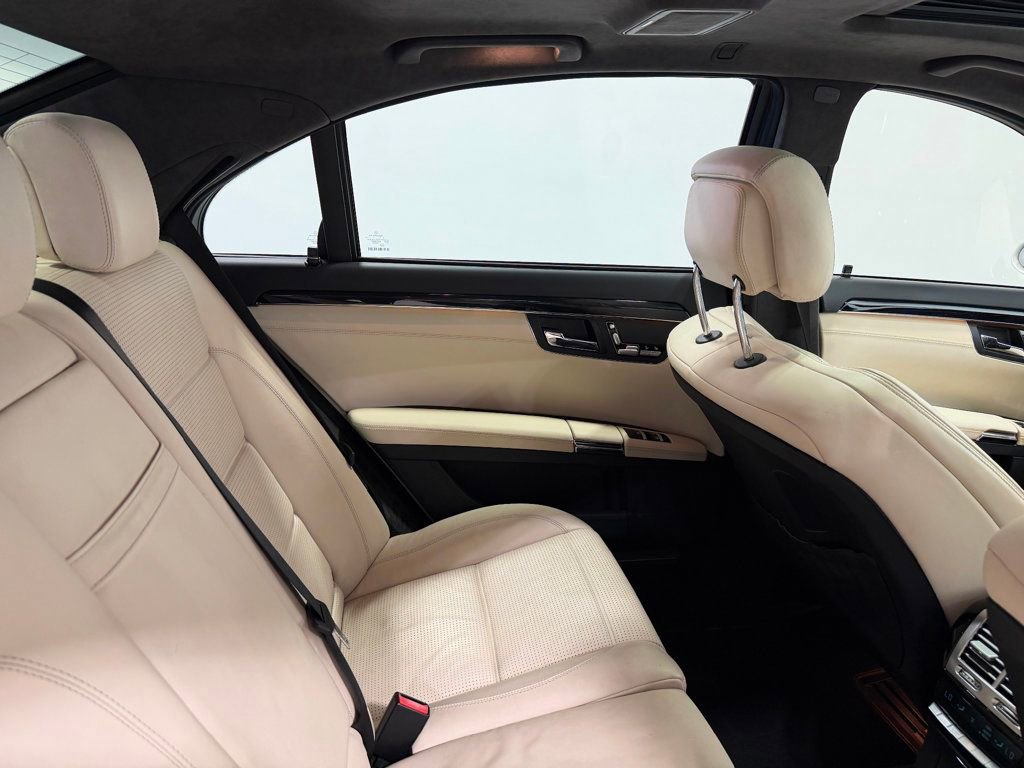 Used 2009 Mercedes-Benz S 63 AMG image 37