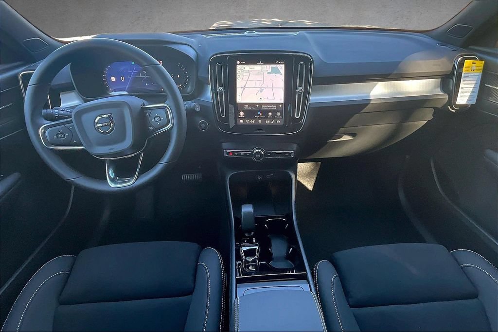 New 2026 Volvo XC40 B5 Ultra w/ Protection Package Premier AWD/4WD image 5