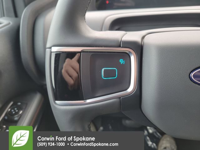 Certified 2025 Ford Expedition Active AWD/4WD image 31