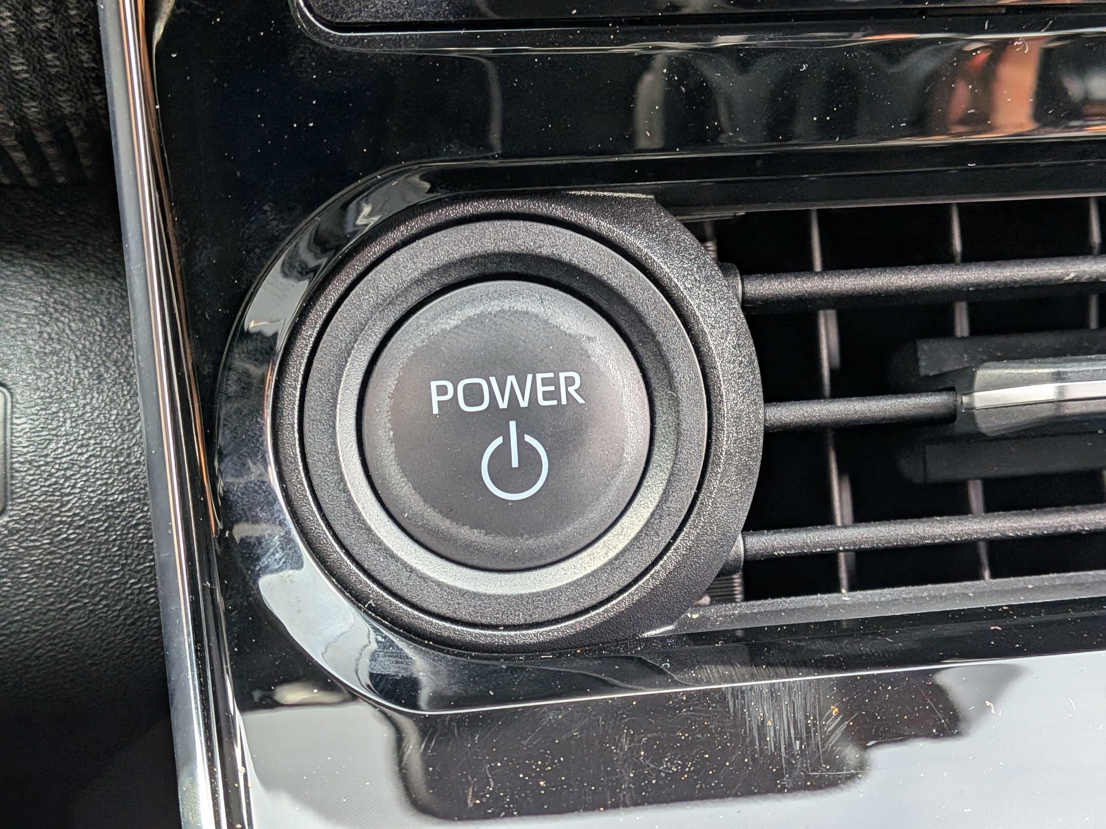 Certified 2023 Subaru Solterra AWD image 22