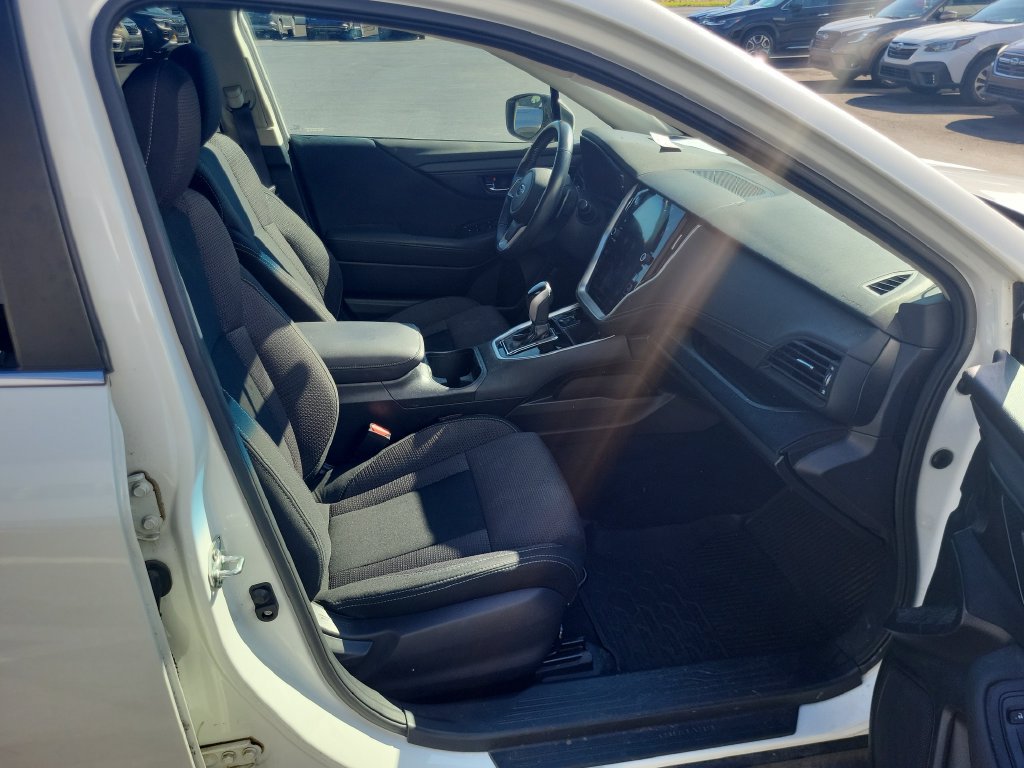 Certified 2022 Subaru Outback Premium AWD/4WD image 11