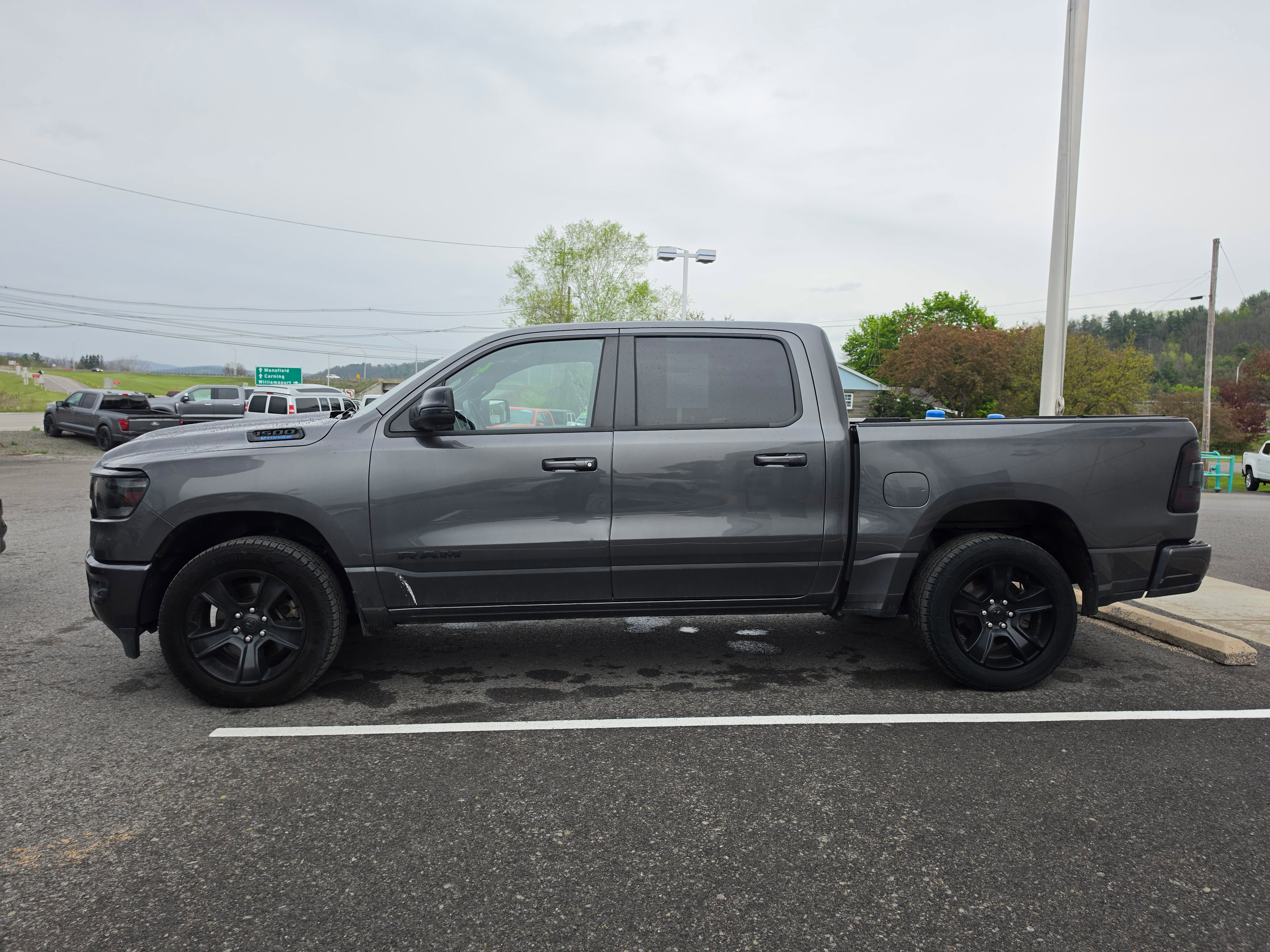 Used 2022 RAM 1500 Big Horn AWD/4WD image 7