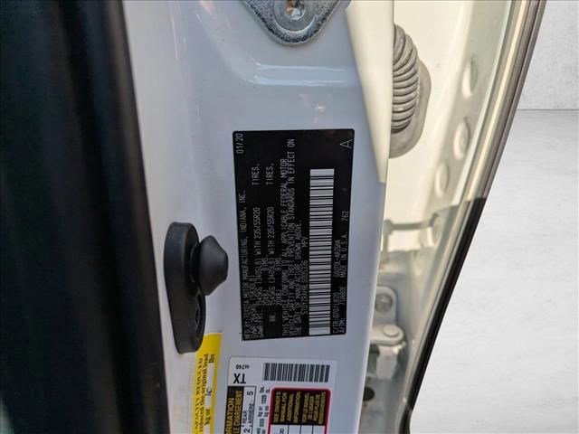 Used 2020 Toyota Highlander Limited image 10