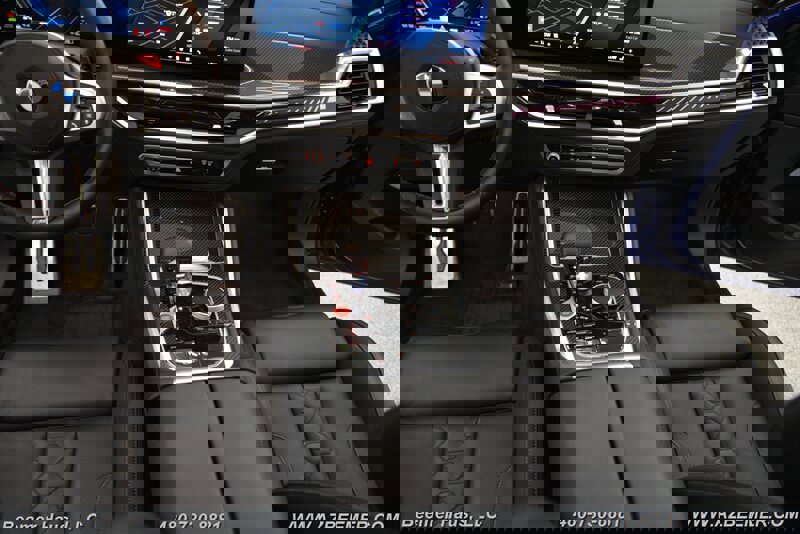 Used 2025 BMW X6 M Competition w/ Executive Package image 18