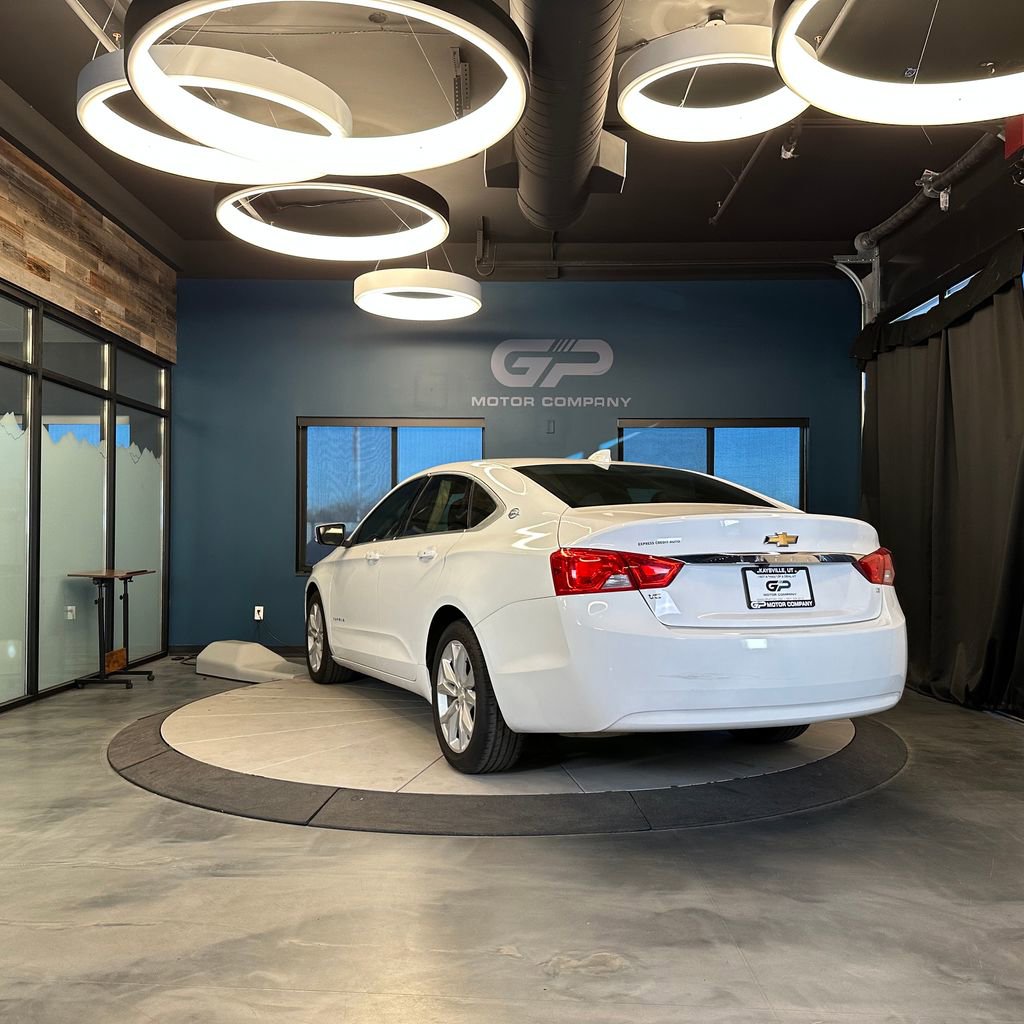 Used 2019 Chevrolet Impala LT FWD image 5