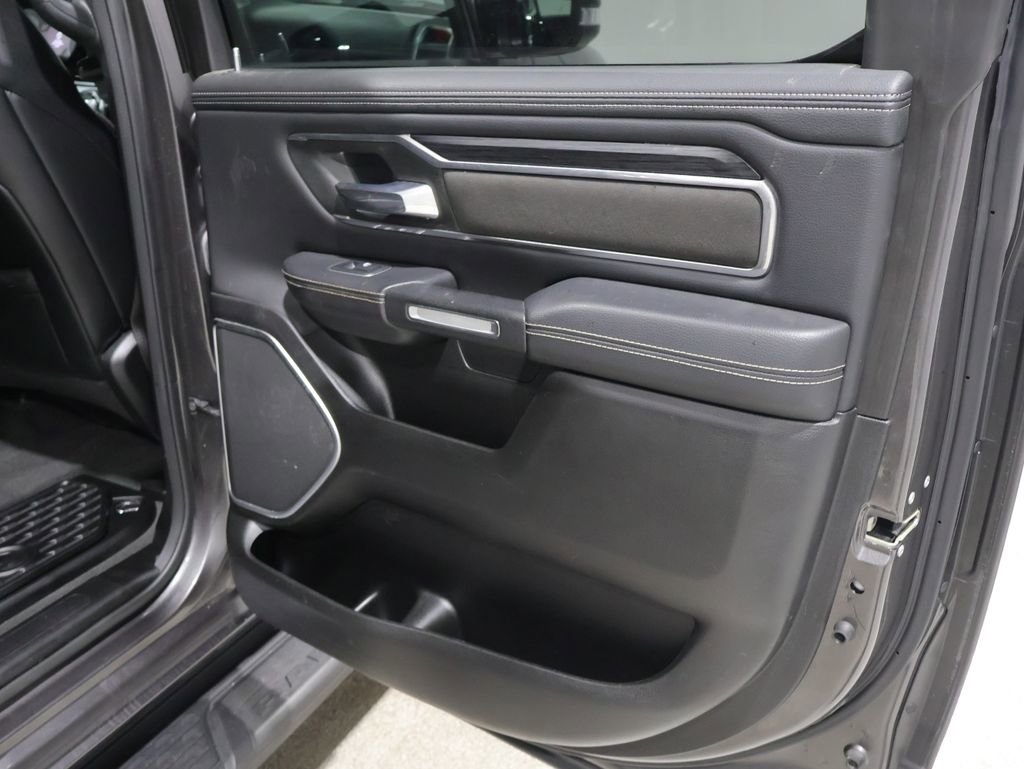 Used 2023 RAM 1500 Laramie AWD/4WD image 22