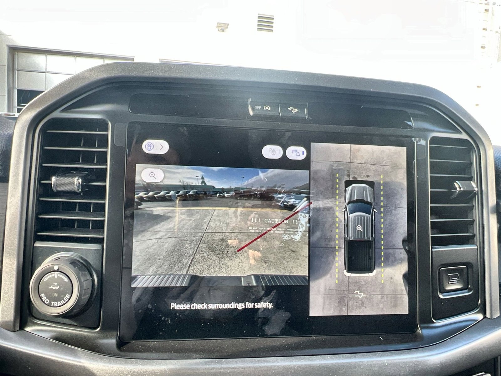 New 2026 Ford F150 XLT w/ Equipment Group 302A MID image 19