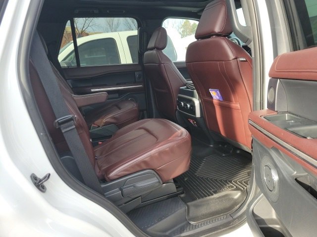 Used 2023 Ford Expedition Limited image 17