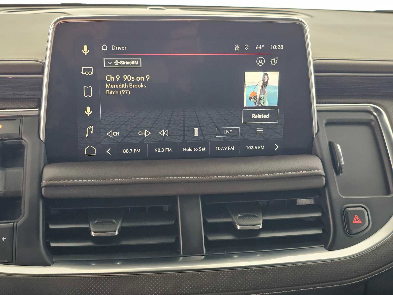 Used 2023 GMC Yukon SLT image 27