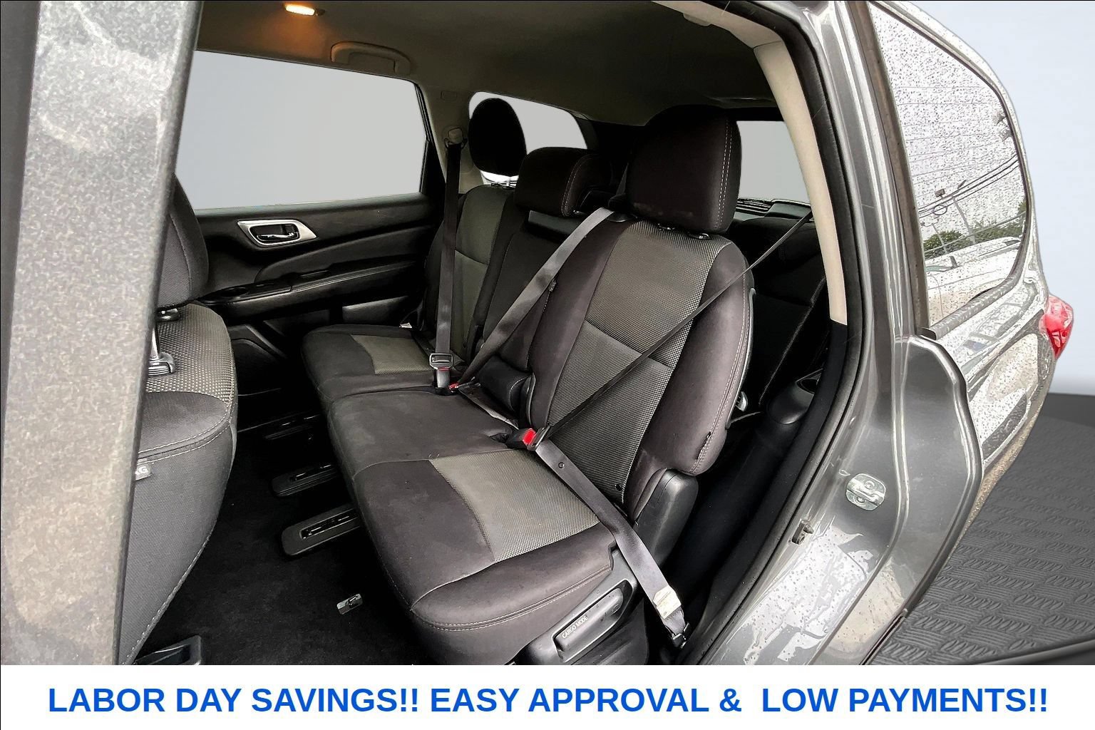 Used 2020 Nissan Pathfinder S FWD image 20