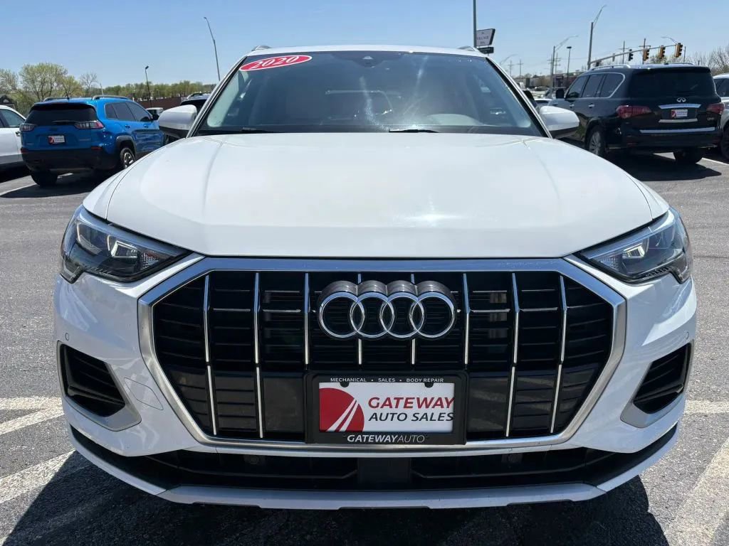 Used 2020 Audi Q3 2.0T Premium w/ Convenience Package AWD/4WD image 8