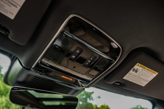 New 2026 Land Rover Range Rover SE AWD/4WD image 42